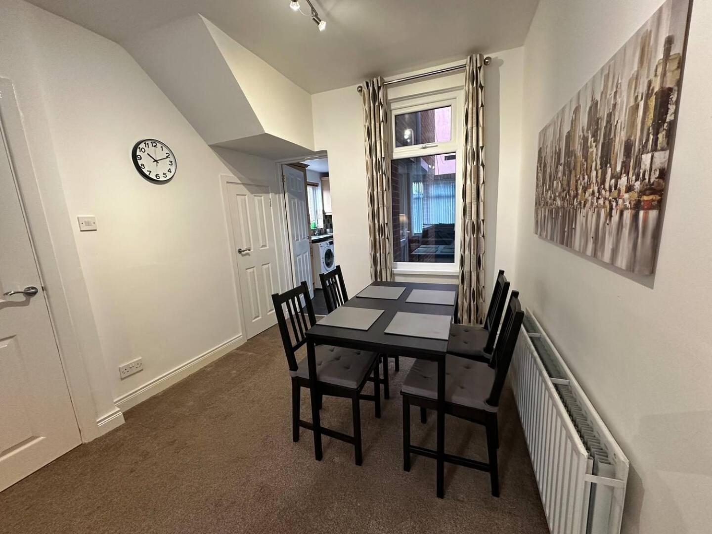 2Br Stylish Ormeau Road House Vila Belfast Exterior foto